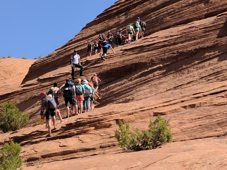 10 hand and foot holds